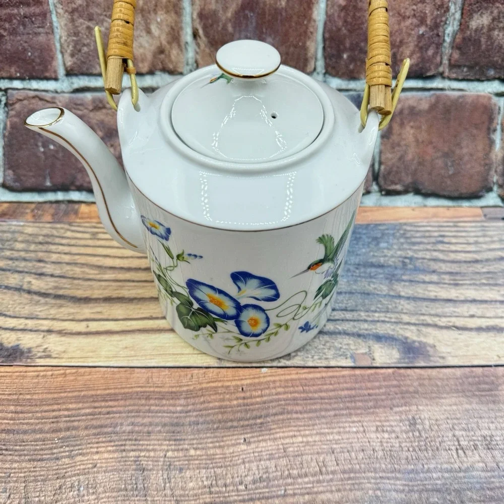 Vintage Tea‎ Pot Japan Morning Glory Hummingbird Bird Bamboo Handle Gold Trim
